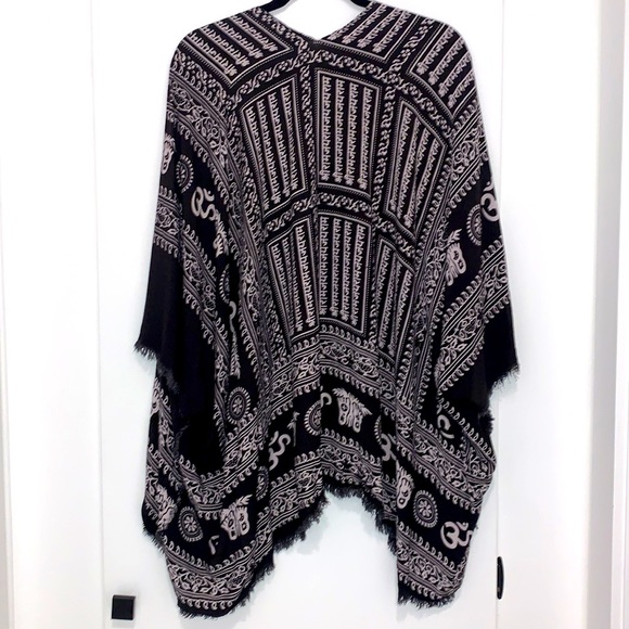 World Market Kimono Top Black and Cream OS Rayon - Picture 5 of 7